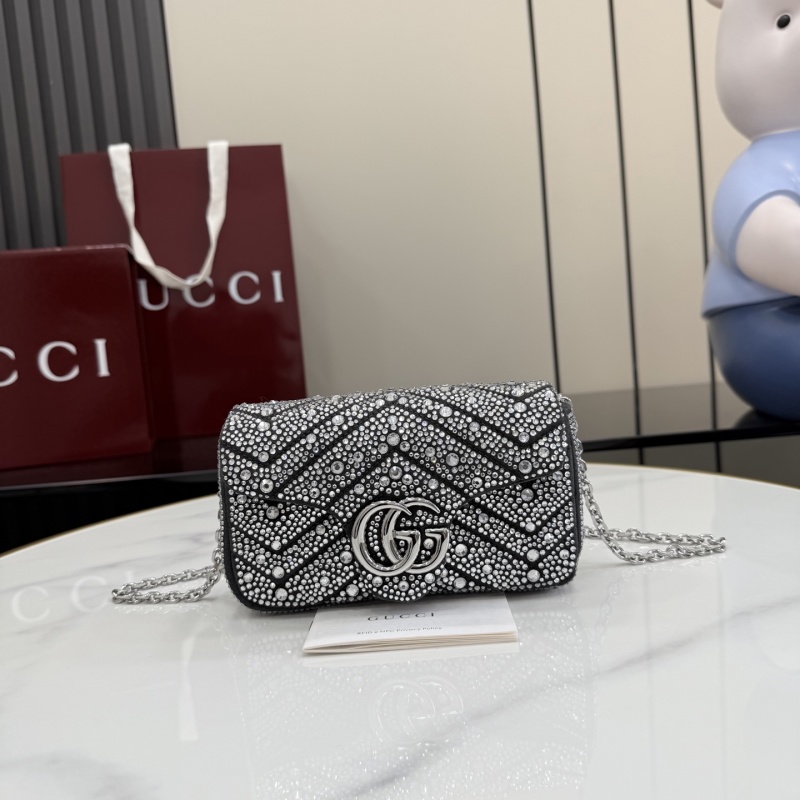 Сумка Gucci с кристаллами и цепочкой