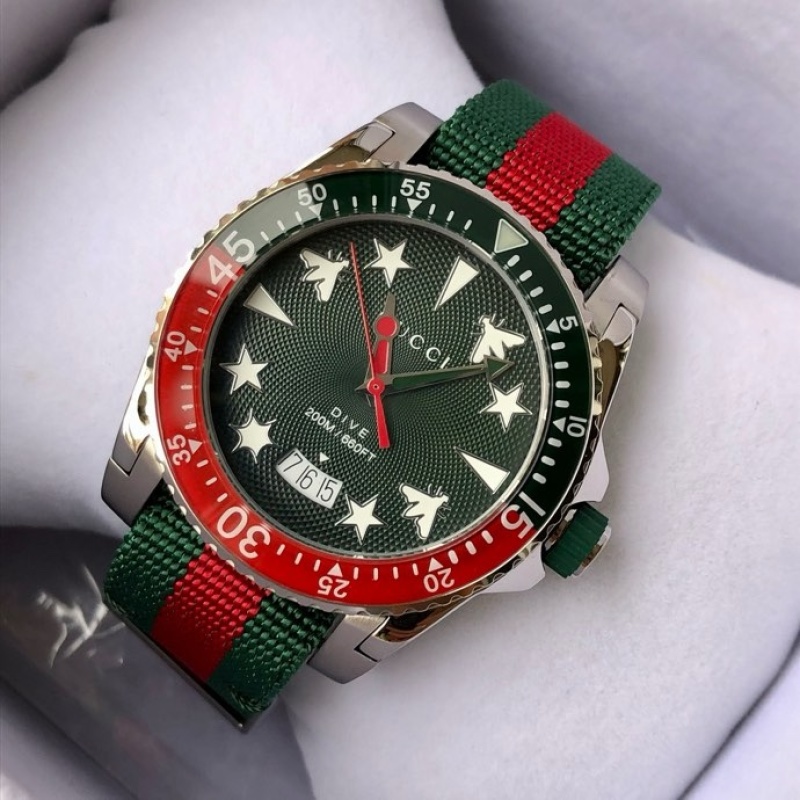 Часы Gucci