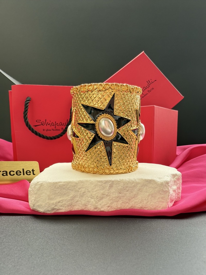Браслет Schiaparelli
