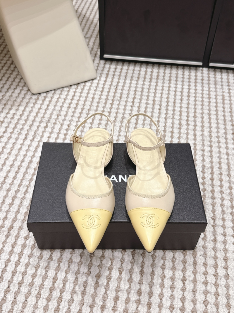 Женские туфли на каблуке с пряжкой Chanel