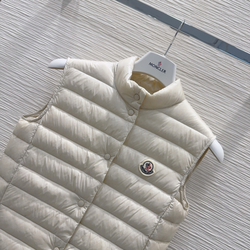 Жилет Moncler