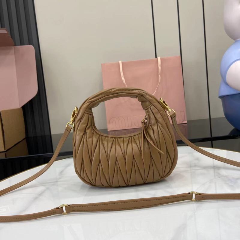 Сумка Miu Miu бежевый