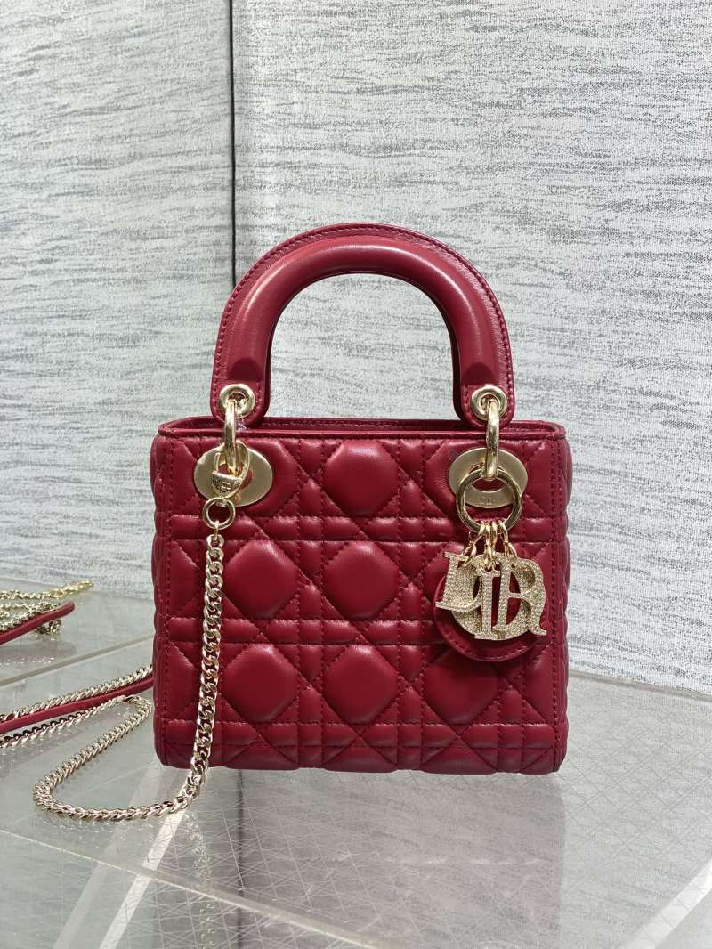 Сумка Dior Lady Dior красная