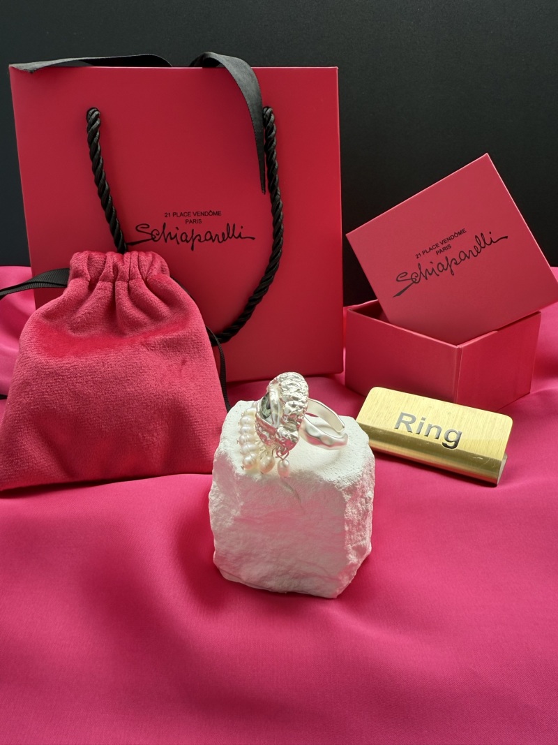 Кольцо Schiaparelli