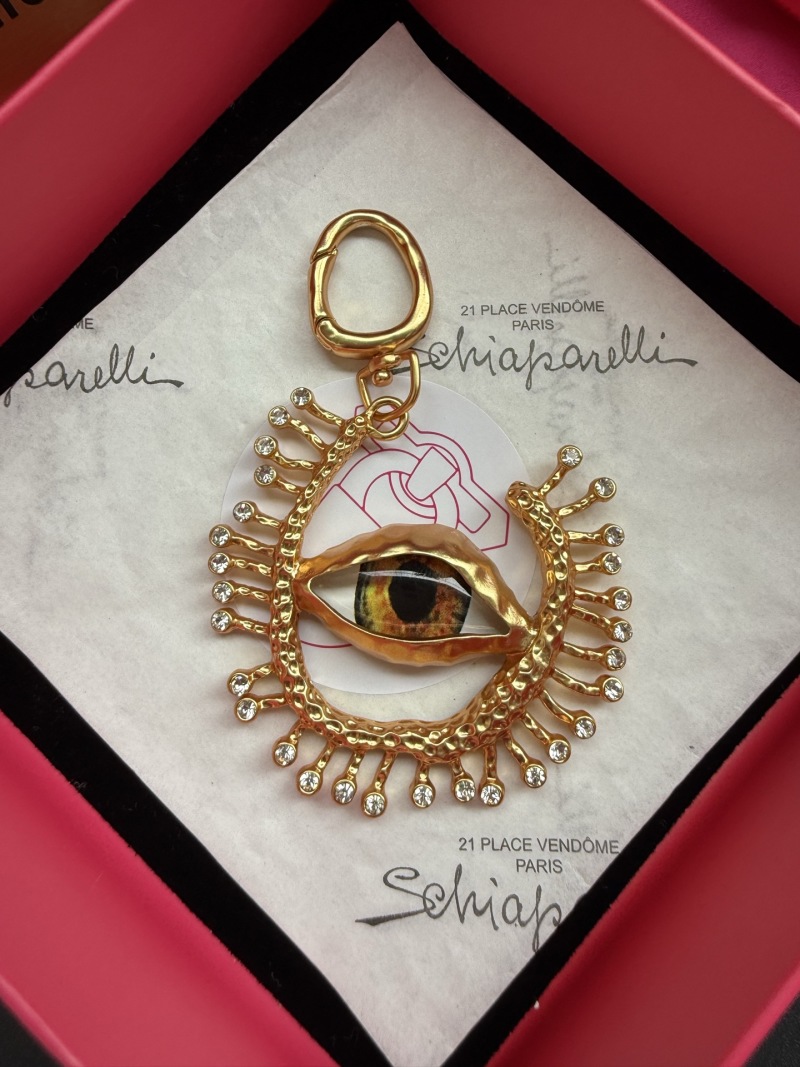 Подвеска Schiaparelli в виде глаза