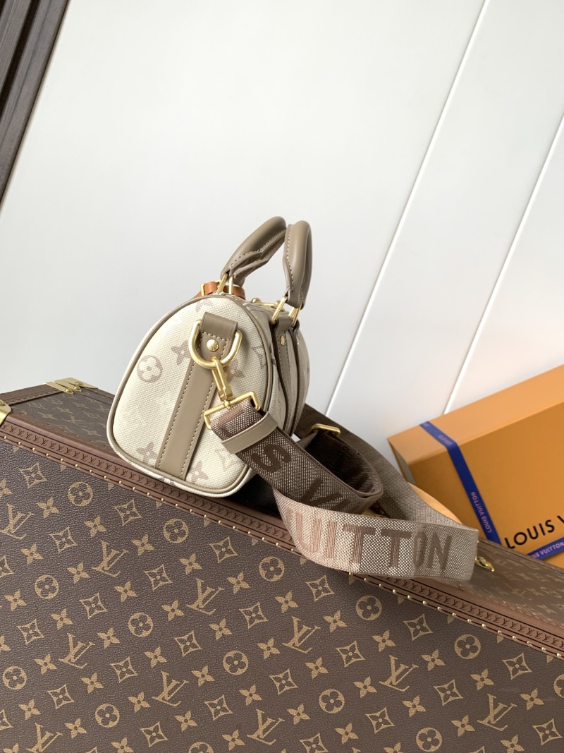 Сумка Louis Vuitton Keepall Bandoulière 25