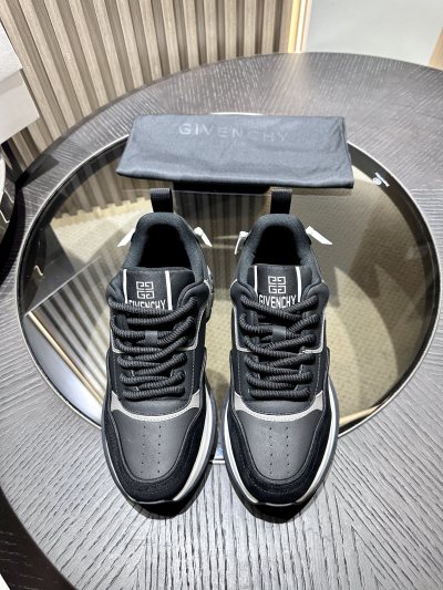 Мужские кроссовки Givenchy