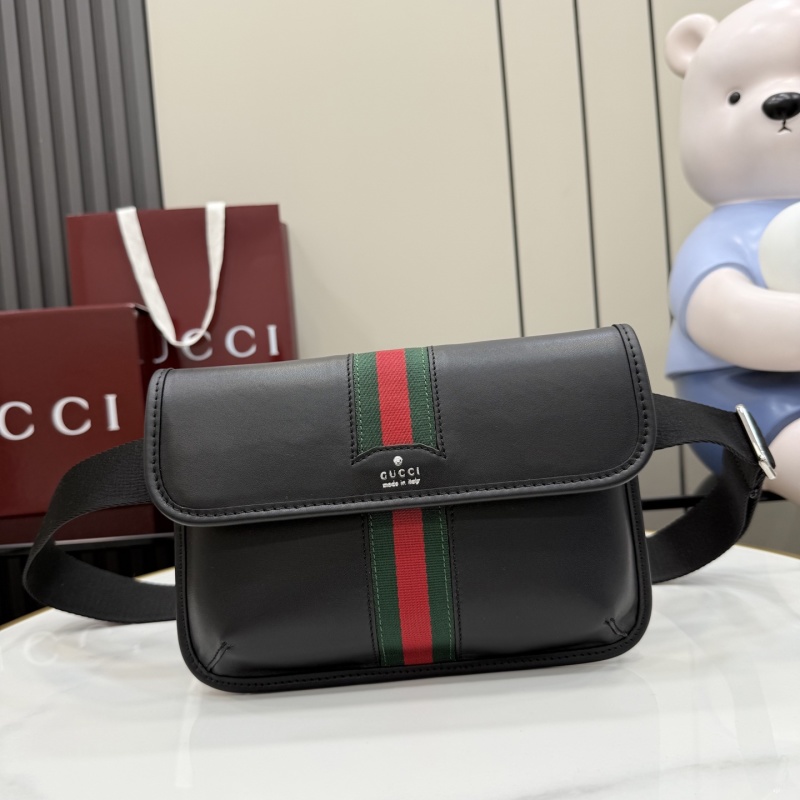 Черная сумка Gucci с красно-зеленой полосой