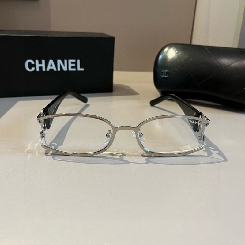 Очки с прозрачными линзами в металлической оправе Chanel