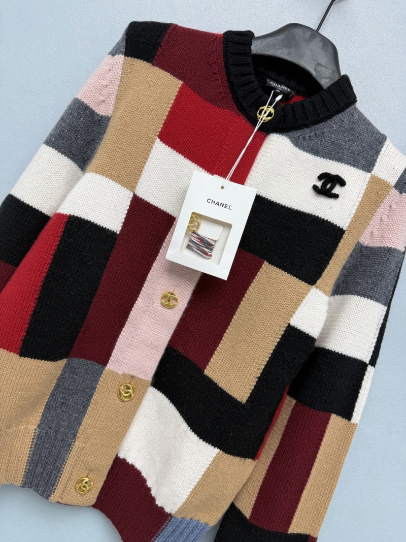 Кардиган Chanel с геометрическим узором