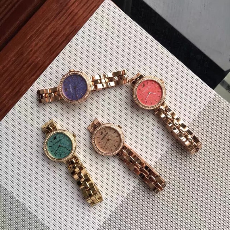 Часы Swarovski
