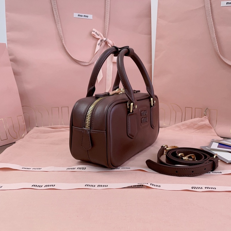 Сумка Miu Miu Bowler из натуральной кожи