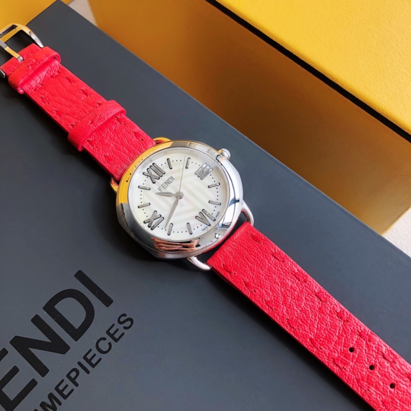 Часы Fendi