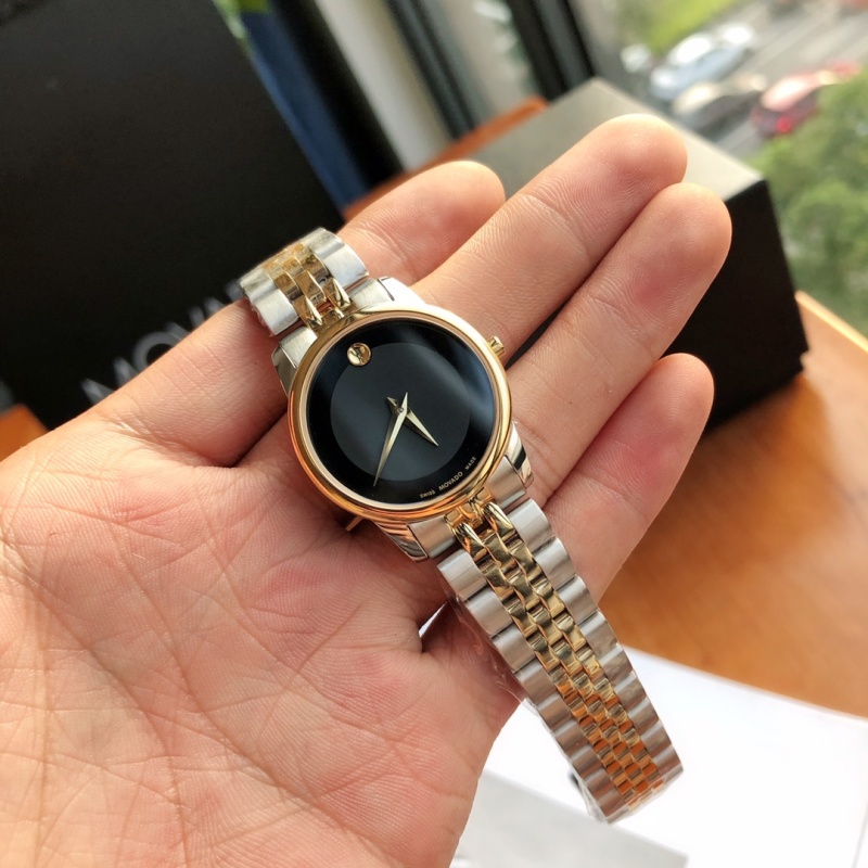 Часы Movado