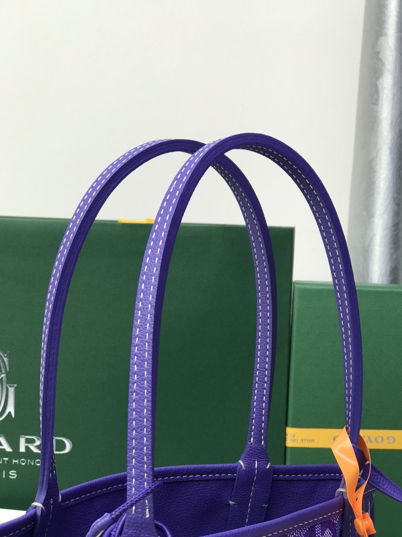 Сумка Goyard с тиснёным узором