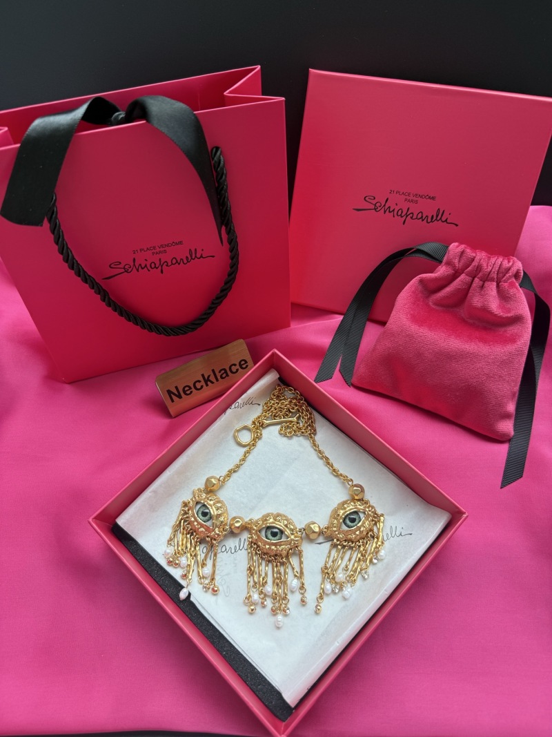 Нарядное колье с глазами и бусинами Schiaparelli