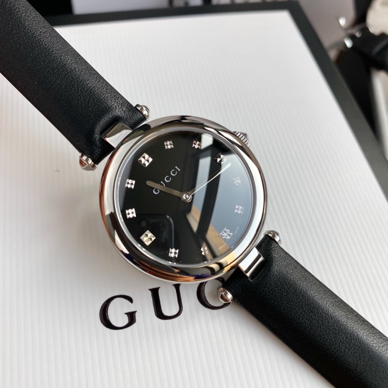 Часы Gucci