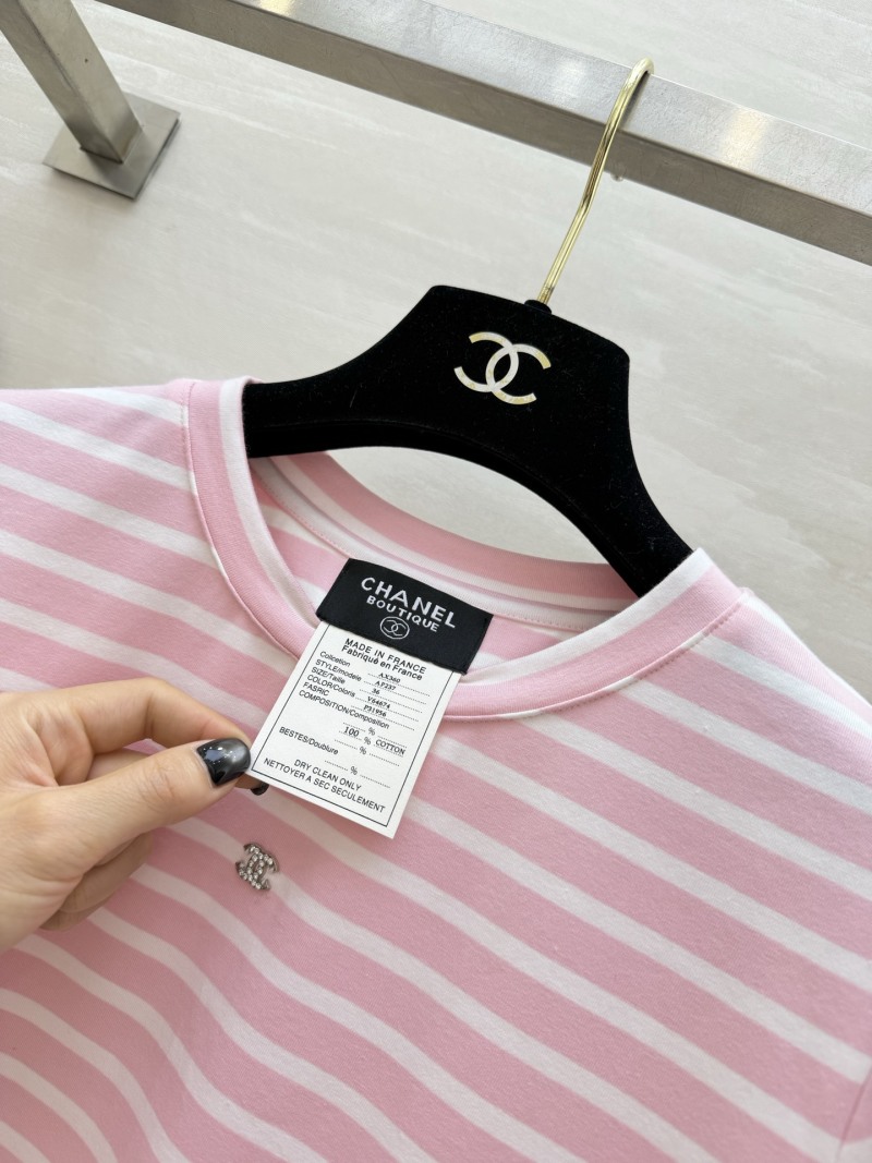 Женская футболка розово-белая в полоску Chanel