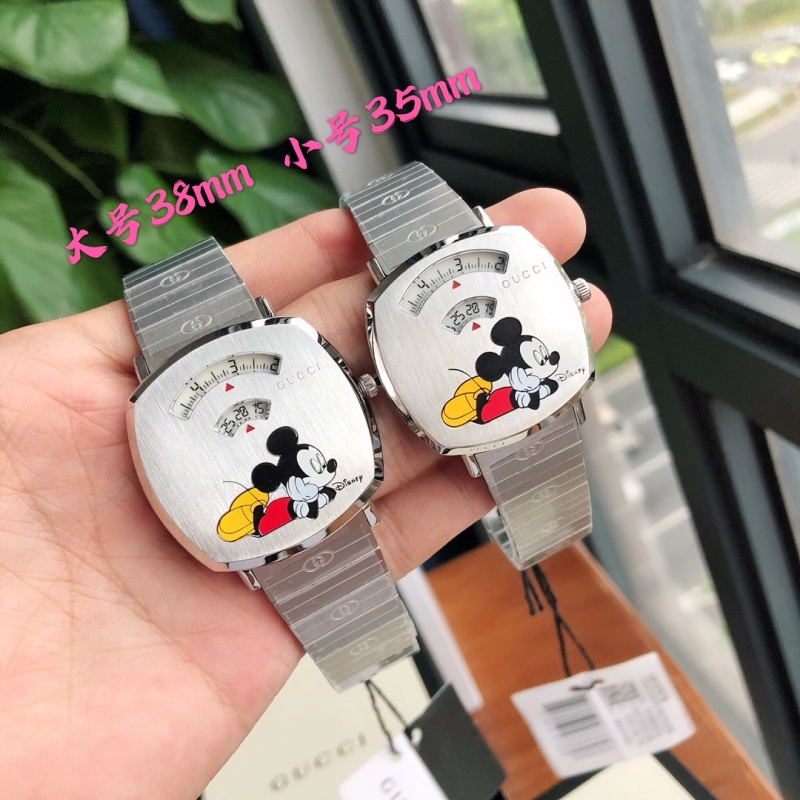 Часы Gucci