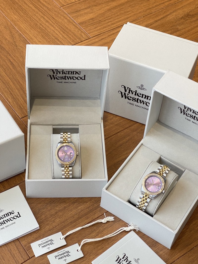 Часы Vivienne Westwood