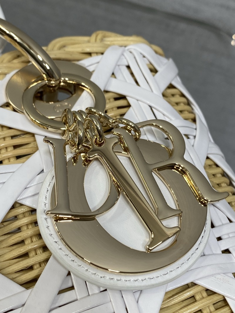 Сумка Dior Lady Dior плетеная белая с золотом