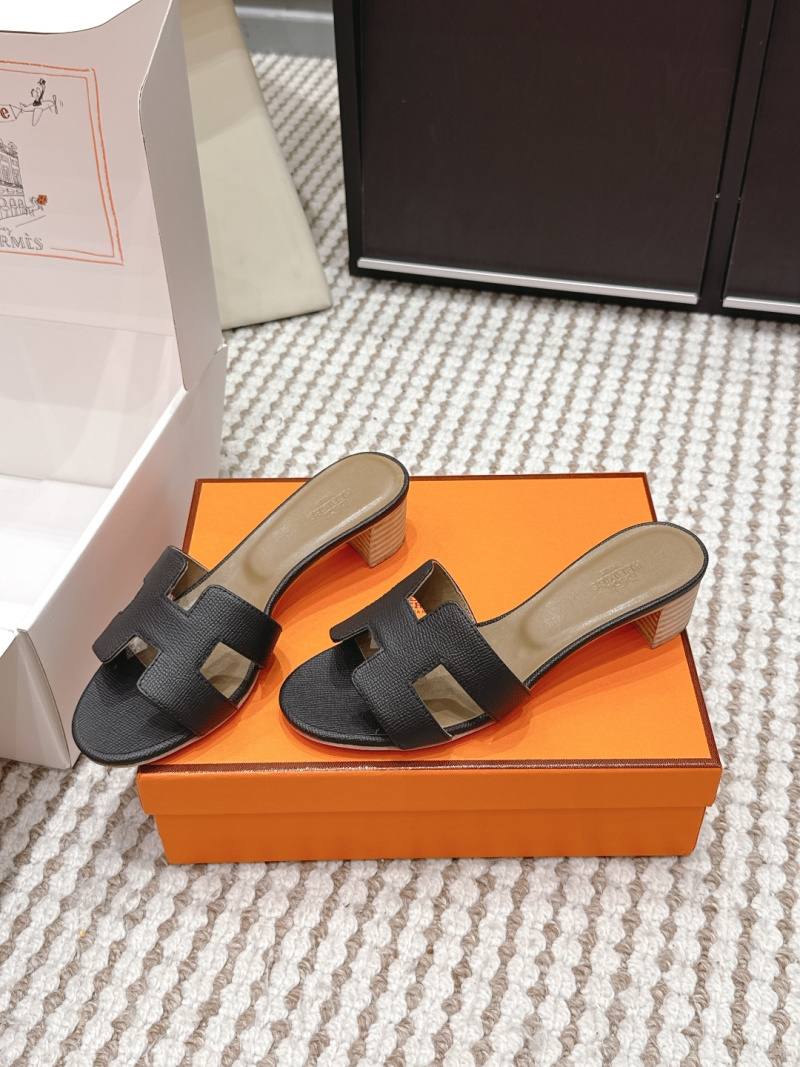 Женские сабо черного цвета с H-образным дизайном Hermès