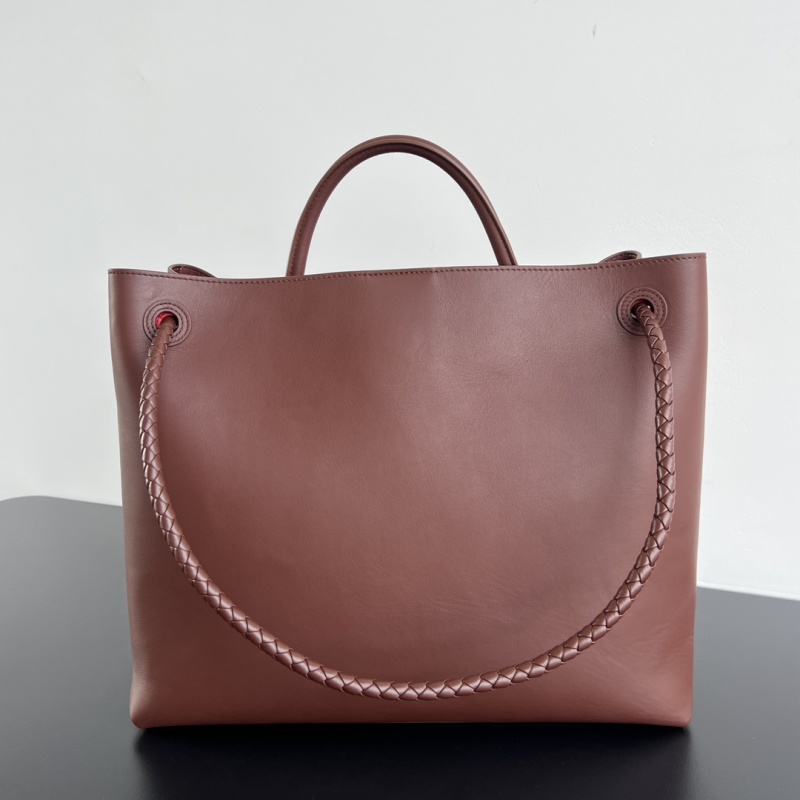 Сумка Bottega Veneta Andiamo