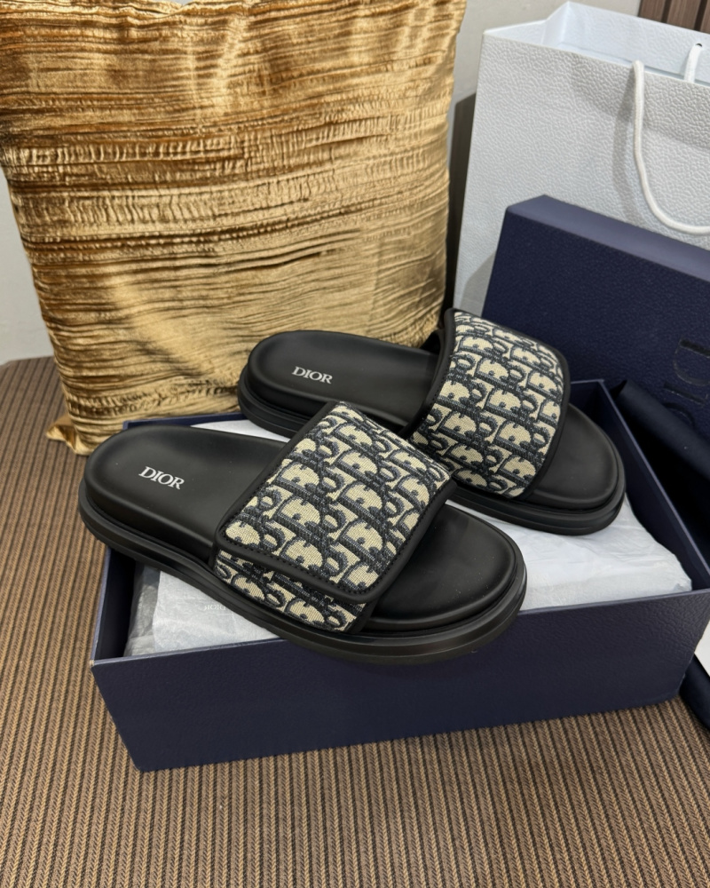 Сандалии Dior