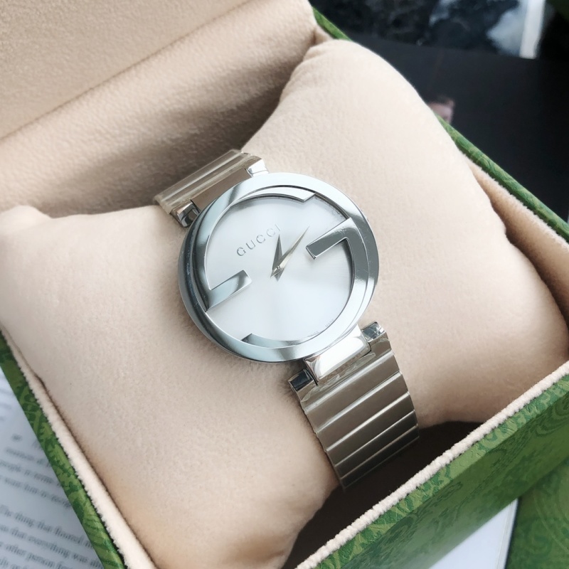 Часы Gucci