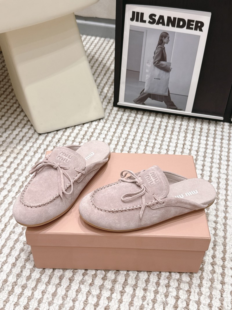Женские замшевые мюли с декоративными завязками Miu Miu