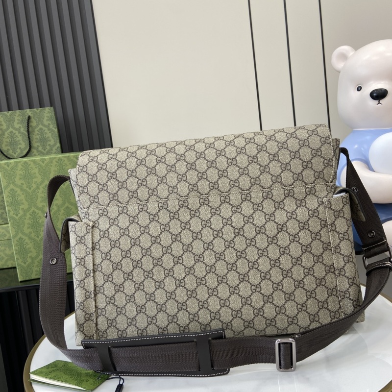 Сумка Gucci с монограммой