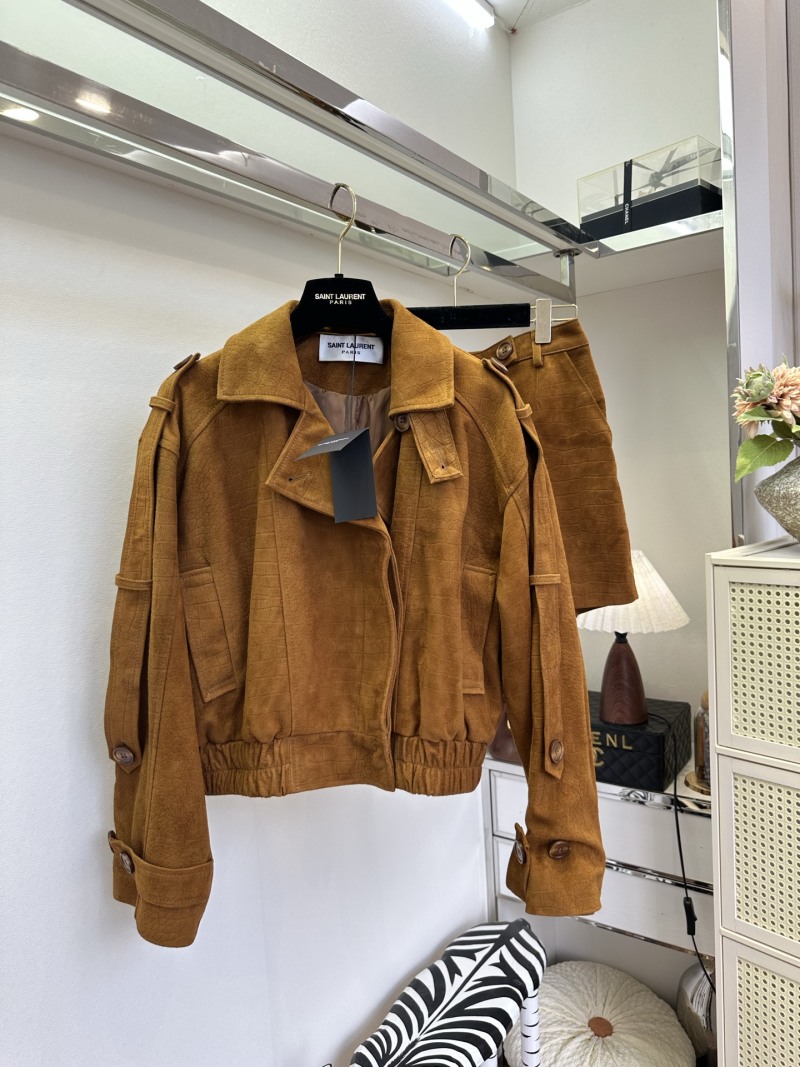 Костюм Saint Laurent