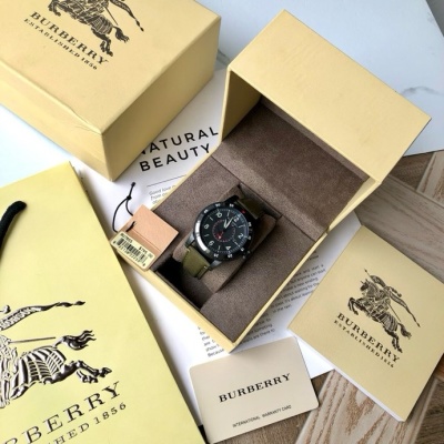 Часы Burberry