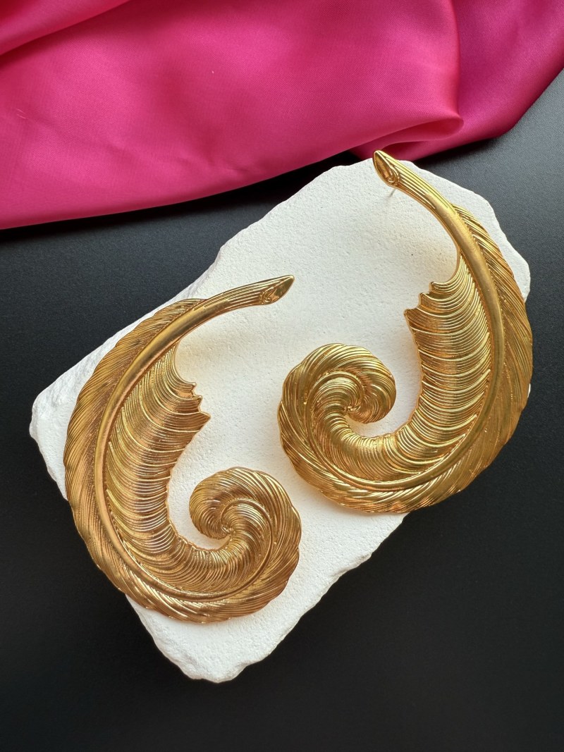 Серьги Schiaparelli