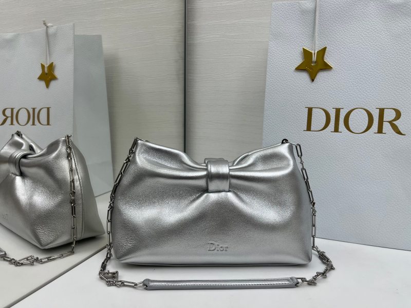 Сумка Dior Bow серебристая из натуральной кожи