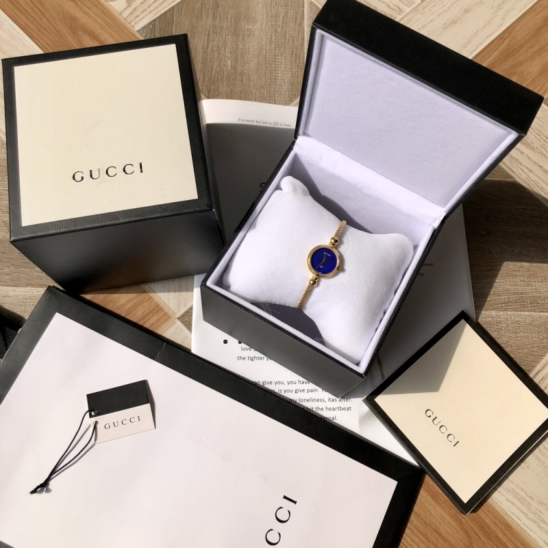 Часы Gucci