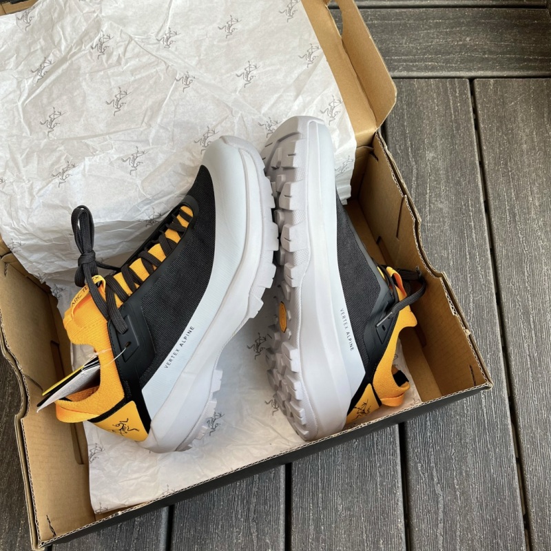 Кроссовки Arc'teryx