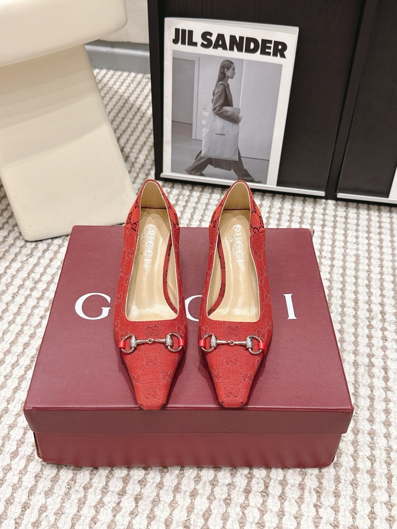Женские туфли Gucci с металлическим конским замком