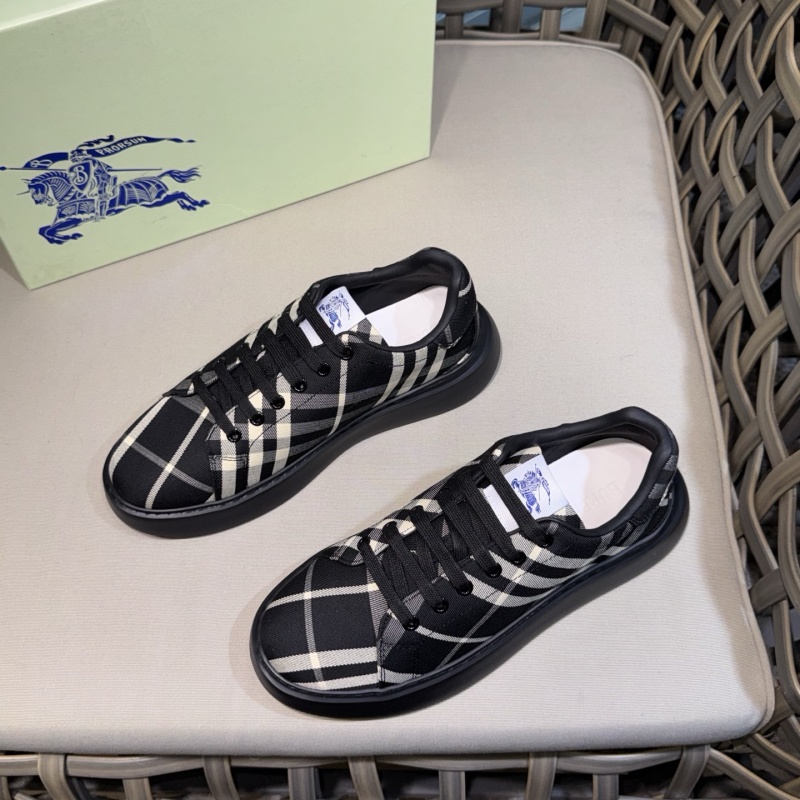 Кроссовки Burberry в классическую клетку на утолщенной подошве