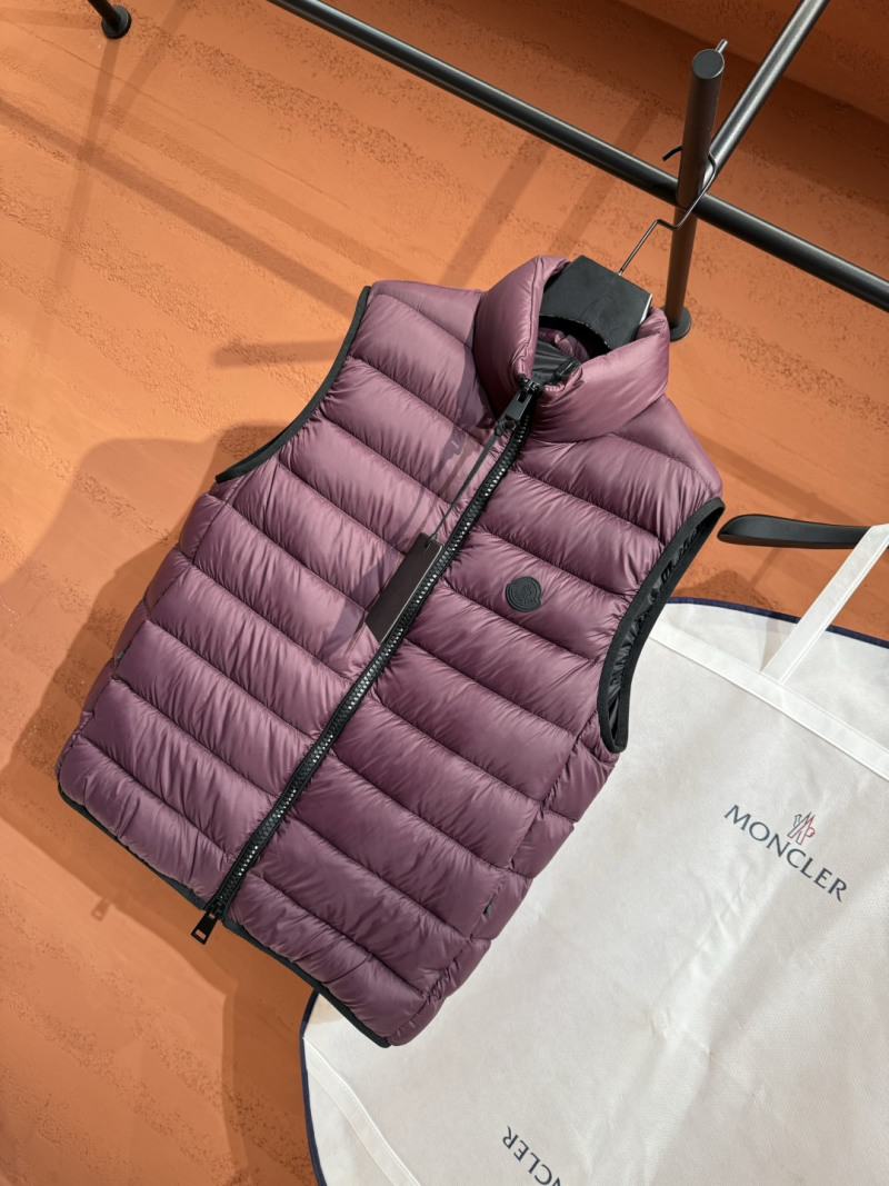 Жилет Moncler