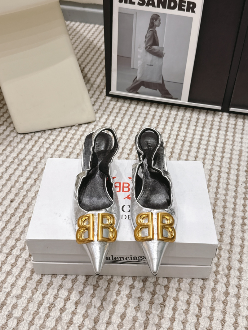Женские серебристые туфли с металлическим декором Balenciaga