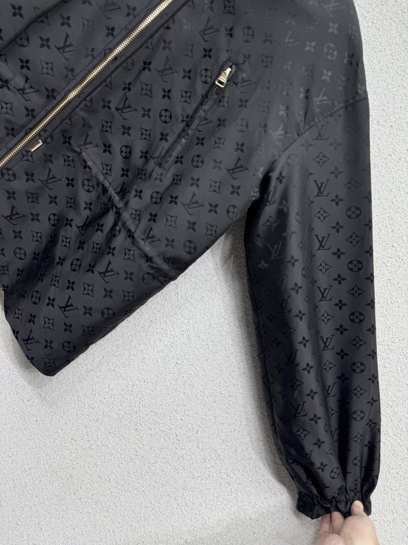 Лёгкая куртка с капюшоном Louis Vuitton
