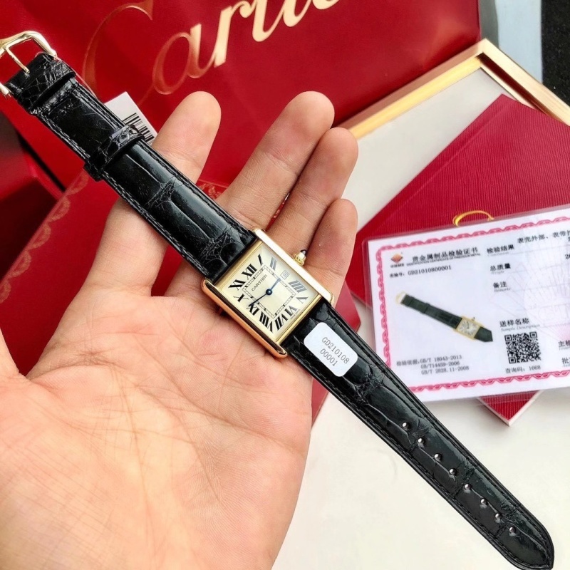 Часы Cartier