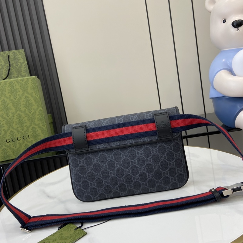 Поясная сумка Gucci с монограммой