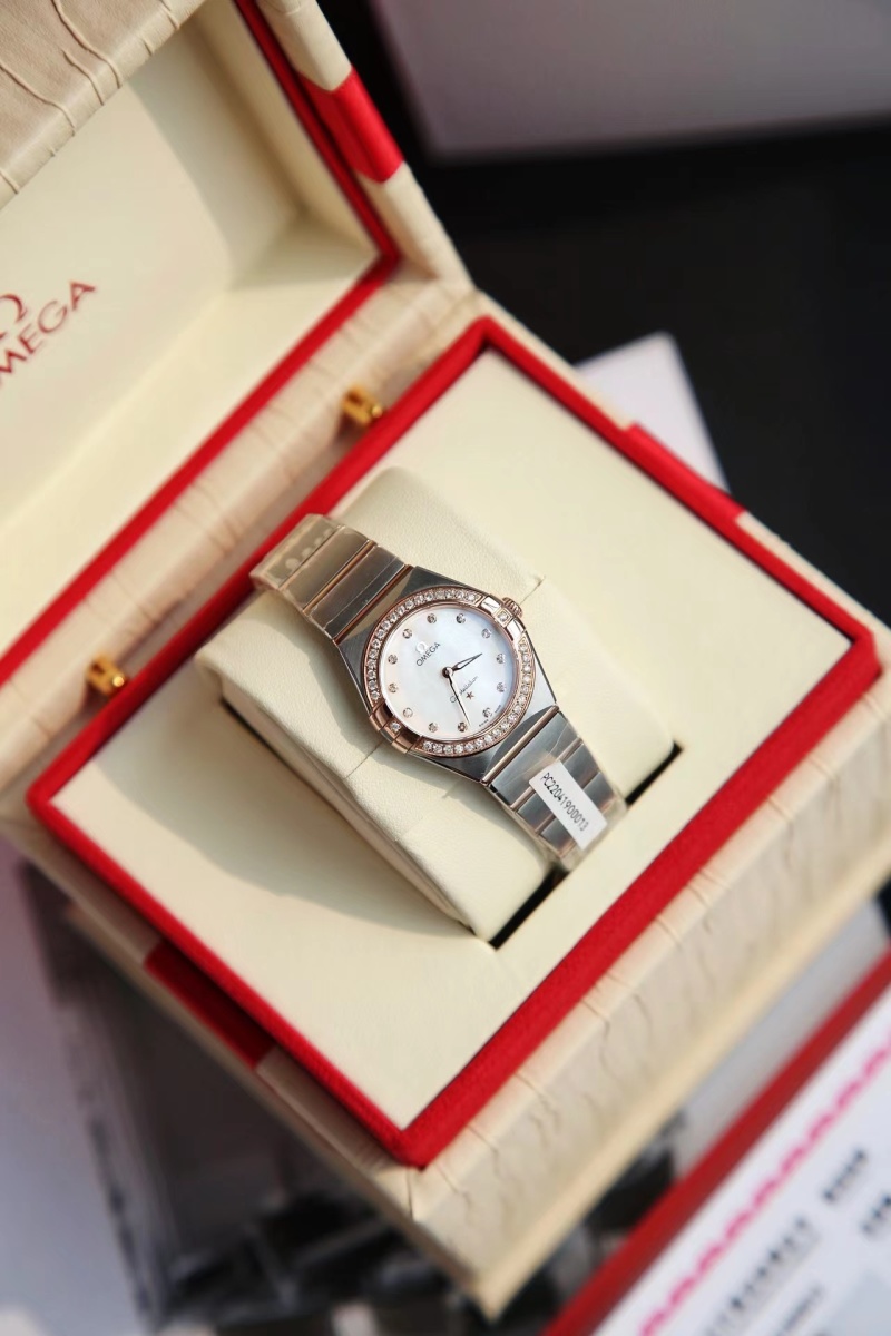 Часы Omega