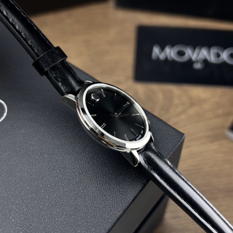 Часы Movado