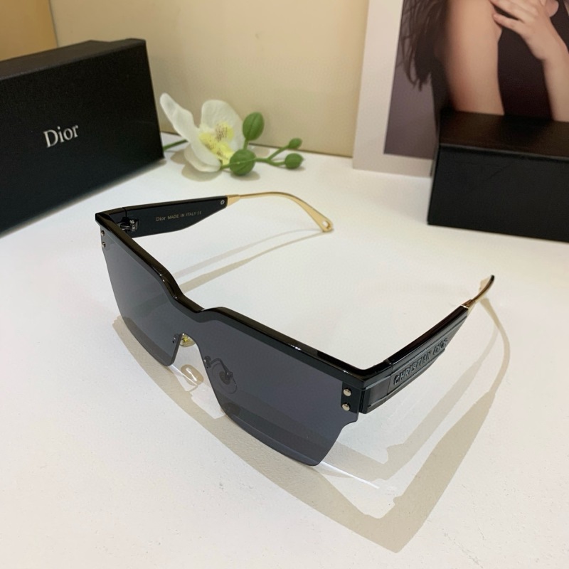 Солнечные очки Dior квадратная форма