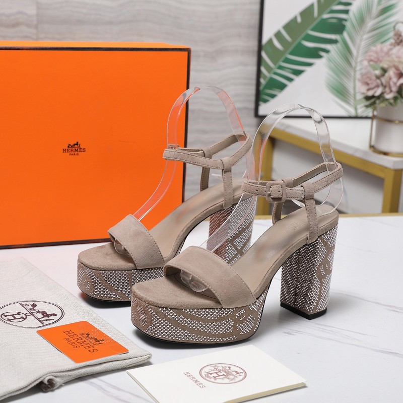 Женские замшевые босоножки на платформе со стразами Hermès