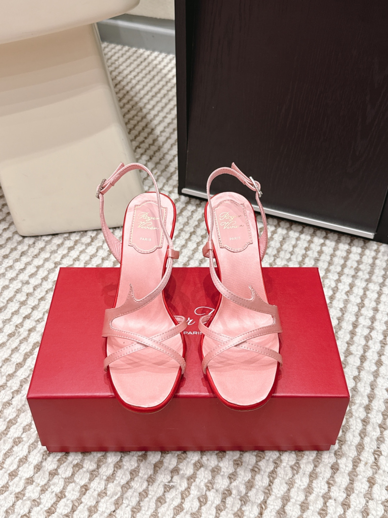 Розовые атласные босоножки Roger Vivier с ремешками