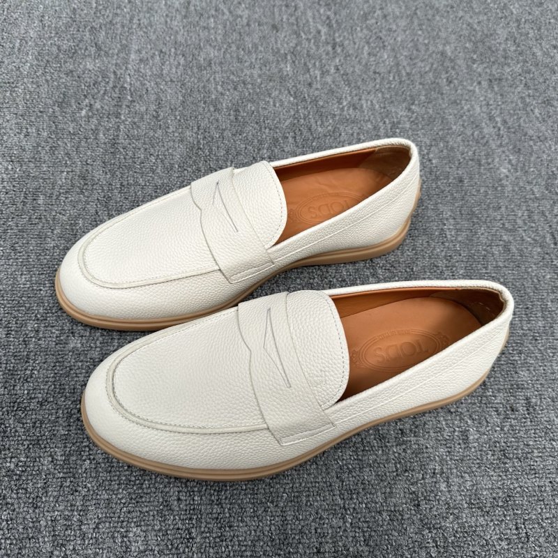 Мужские кожаные мокасины Tod's белого цвета